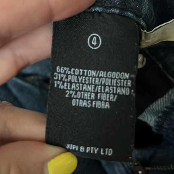 Kardashian Jeans EUC - Picture 5 of 7